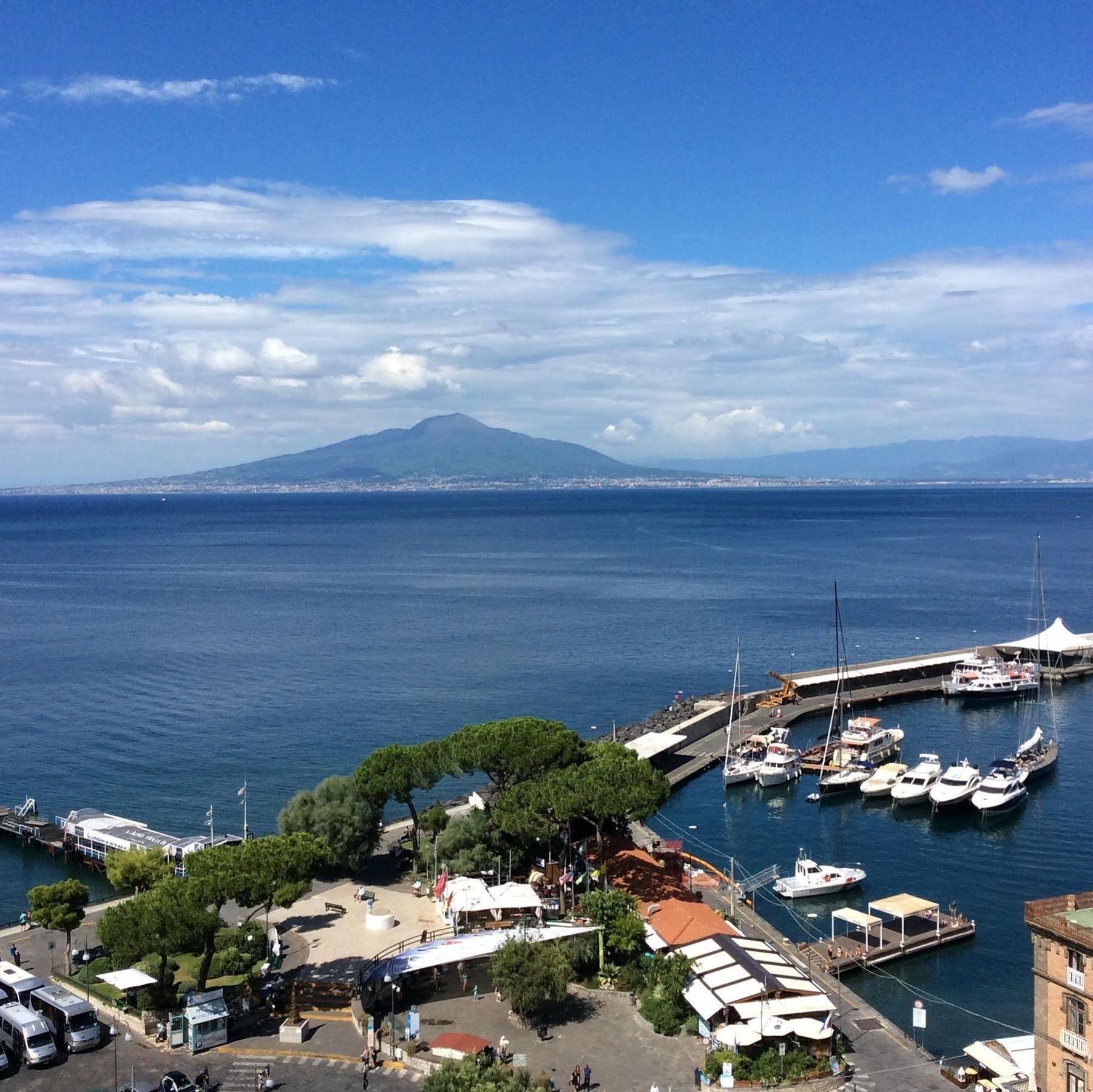 Surriento Suites Sorrente Extérieur photo