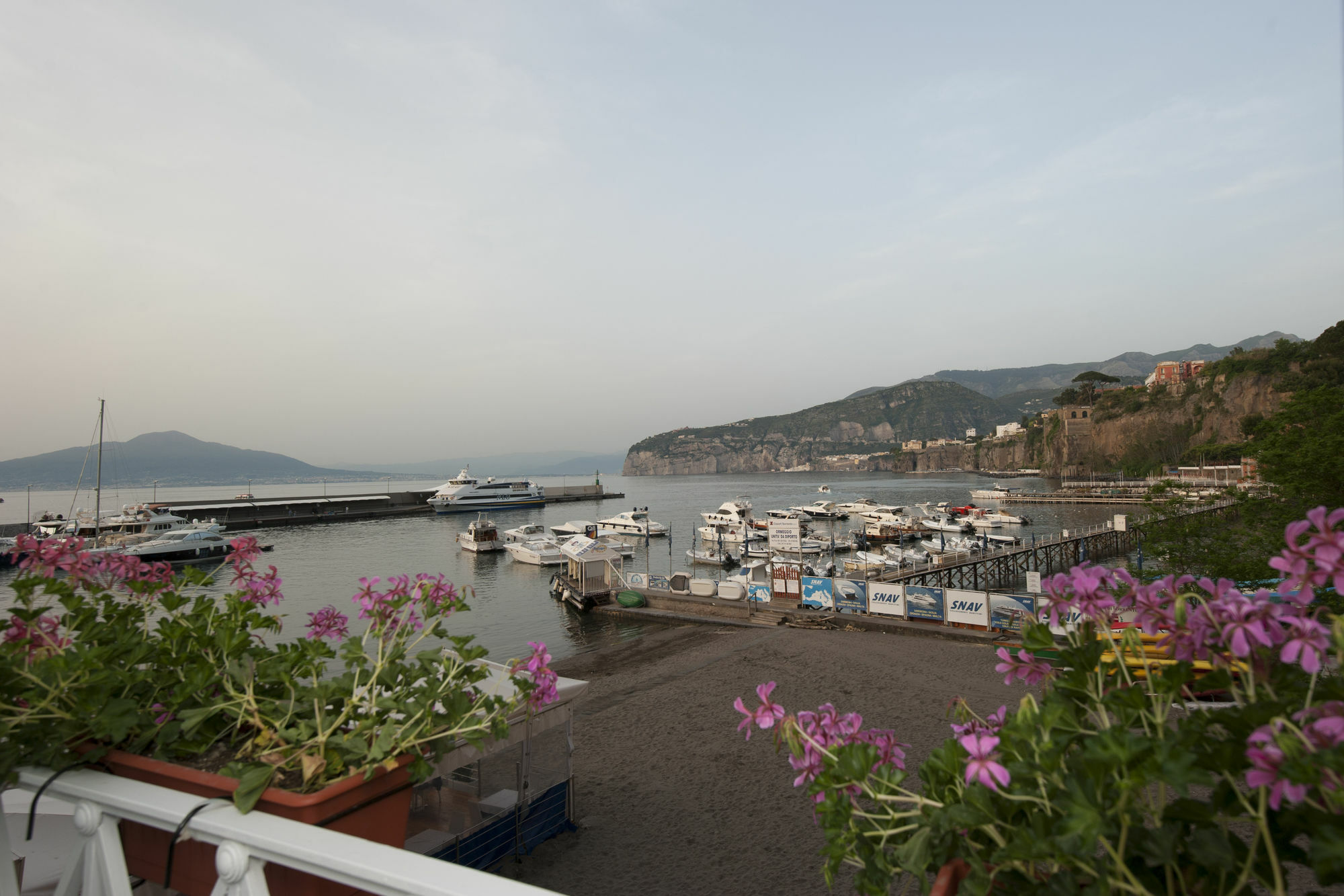 Surriento Suites Sorrente Extérieur photo